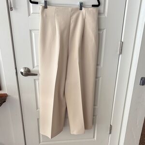 Zara Gorgeous Cream Cropped Pleated Trouser